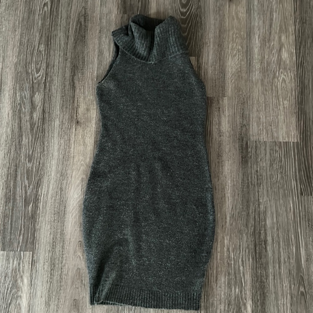Guess sweater turtleneck dress